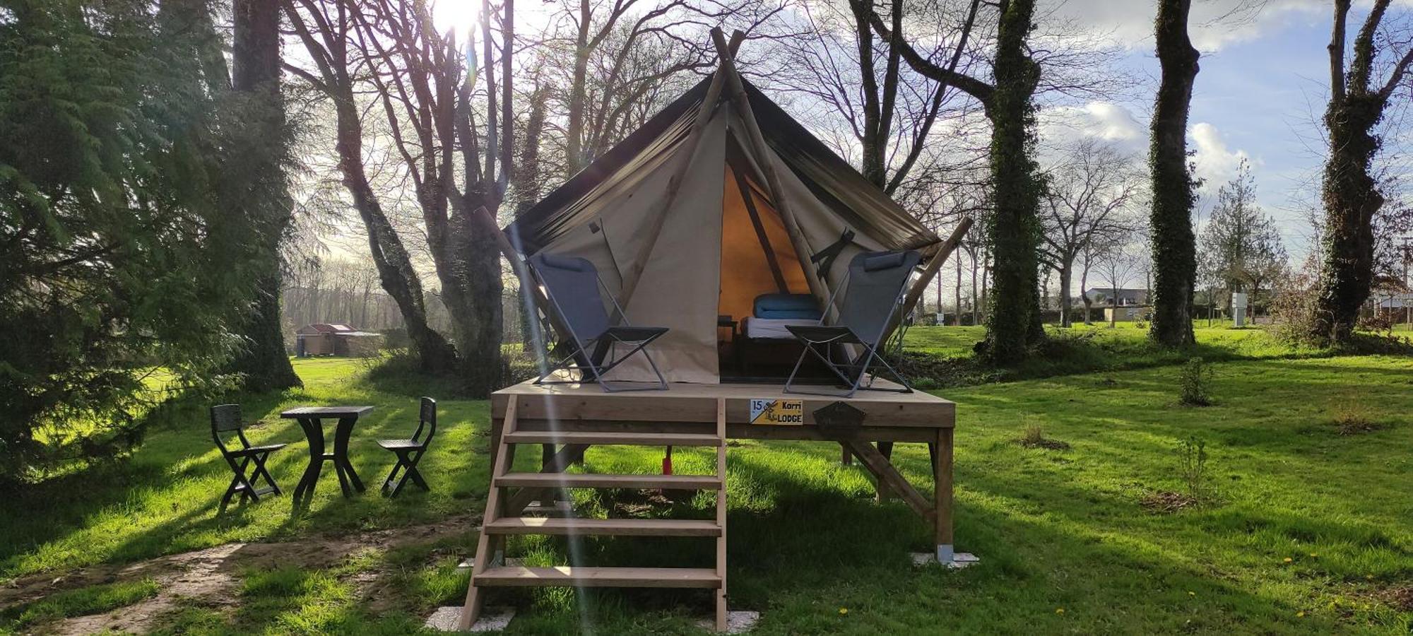 Camping Le Val Aux Fees - Broceliande Concoret Exterior foto