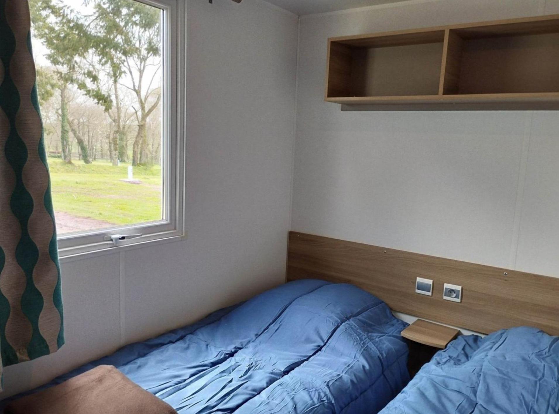 Camping Le Val Aux Fees - Broceliande Concoret Exterior foto