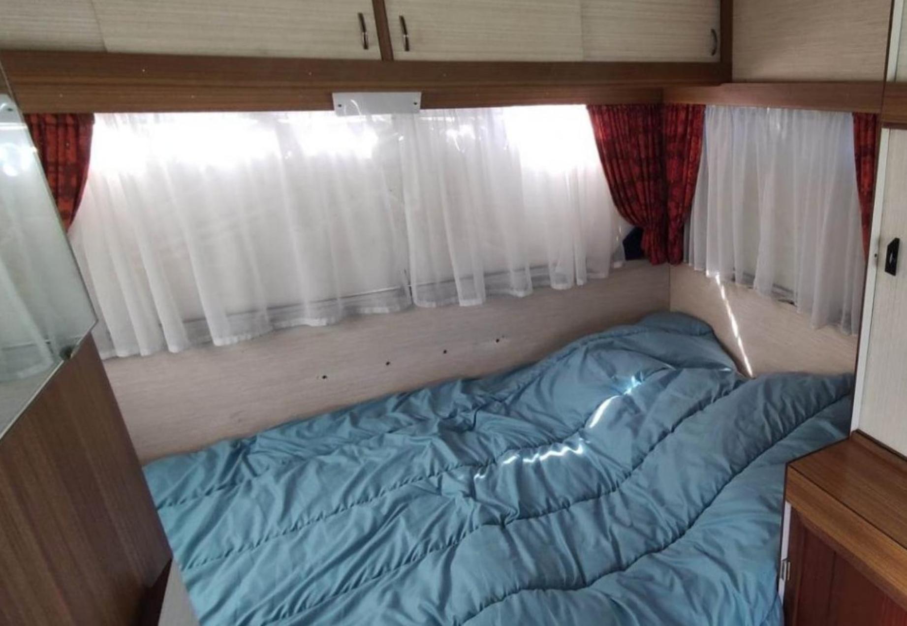 Camping Le Val Aux Fees - Broceliande Concoret Exterior foto