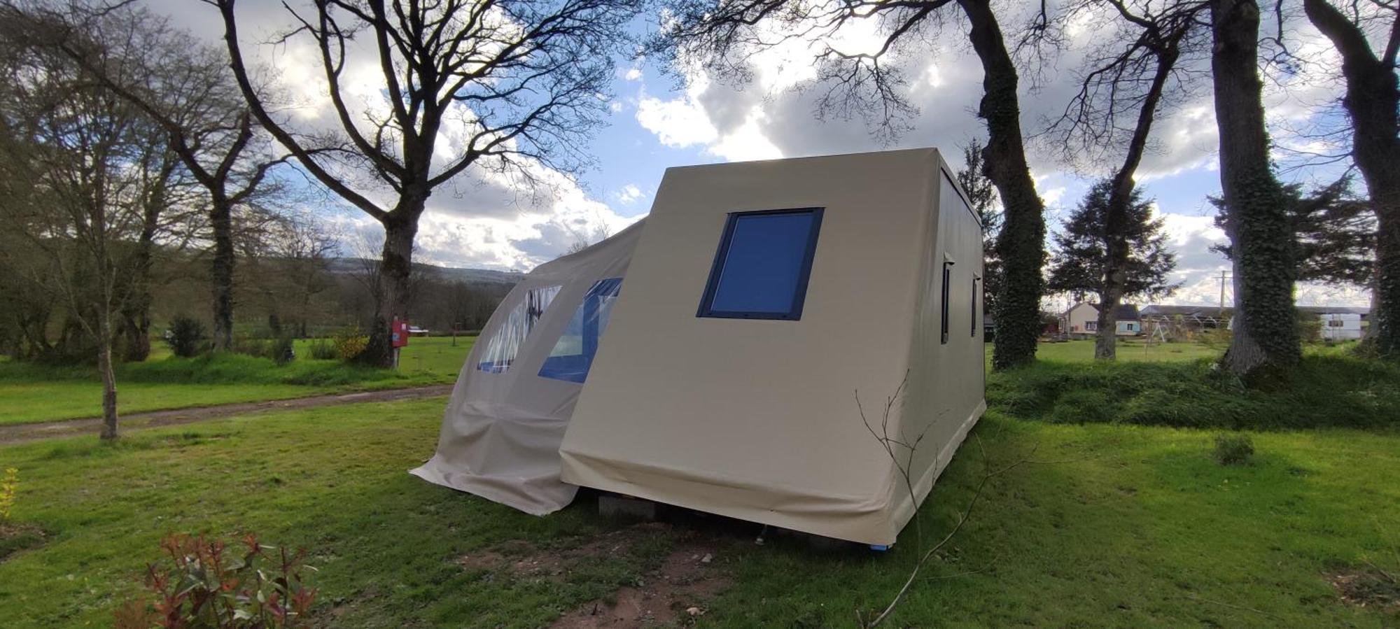 Camping Le Val Aux Fees - Broceliande Concoret Exterior foto