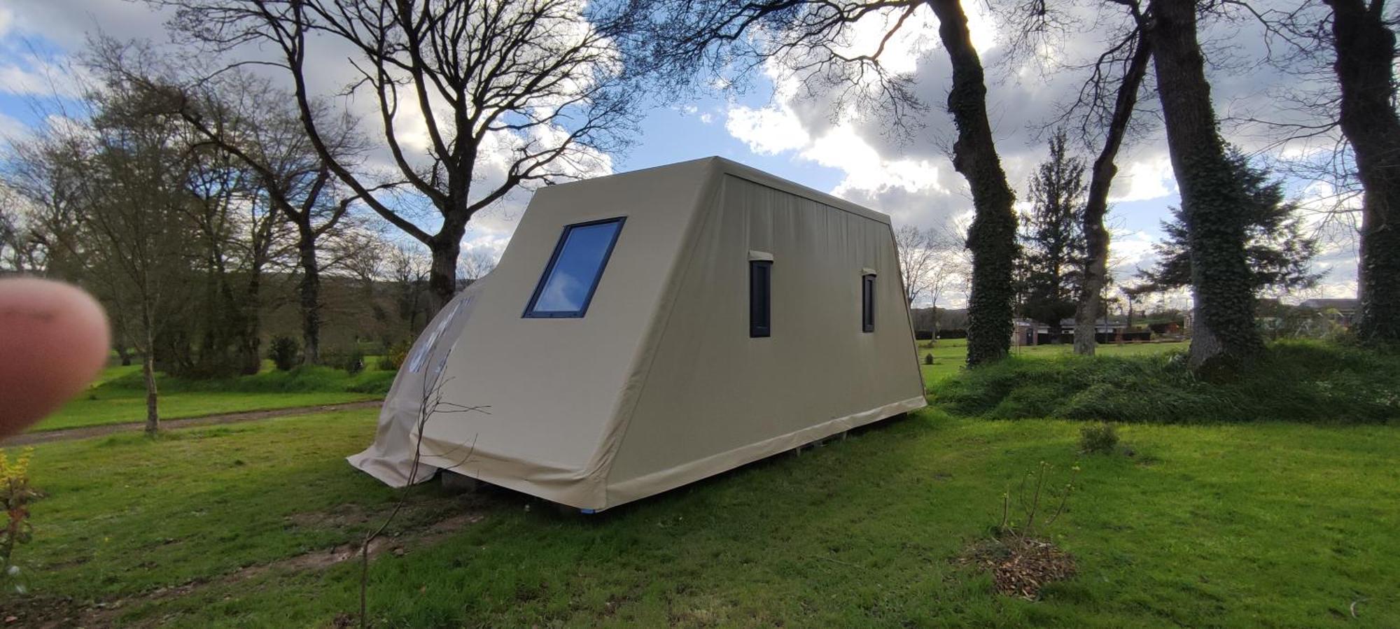 Camping Le Val Aux Fees - Broceliande Concoret Exterior foto